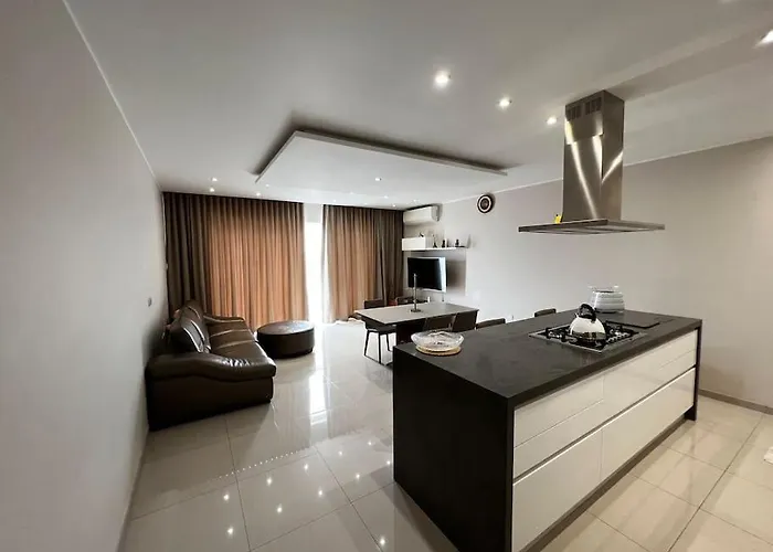 Seaview 2 Bedroom Penthouse Apartamento